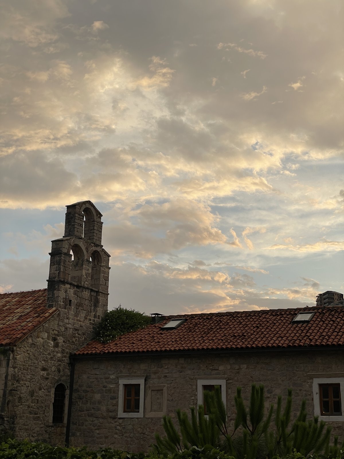 Budva old town · Photo 12