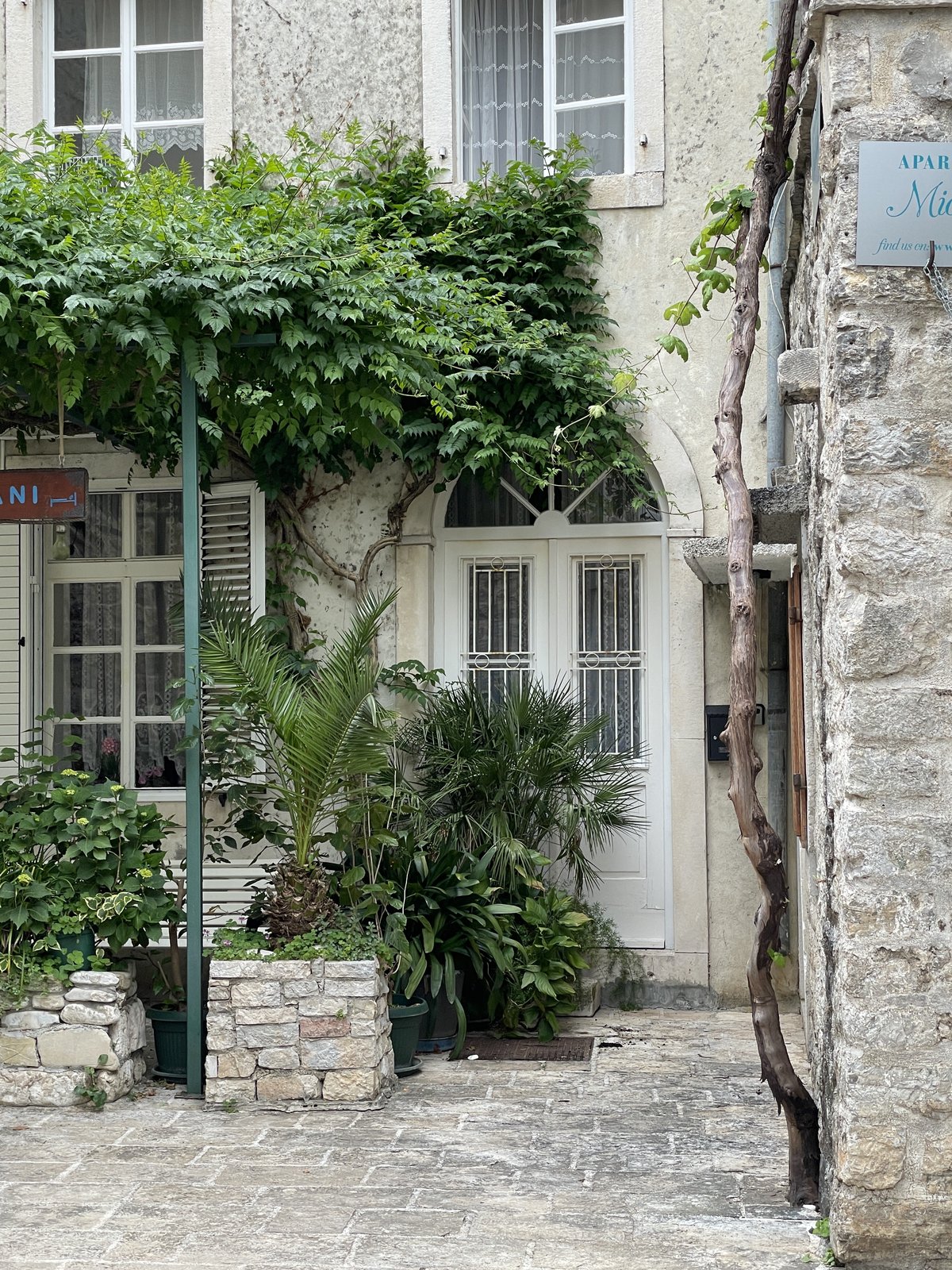 Budva old town · Photo 4
