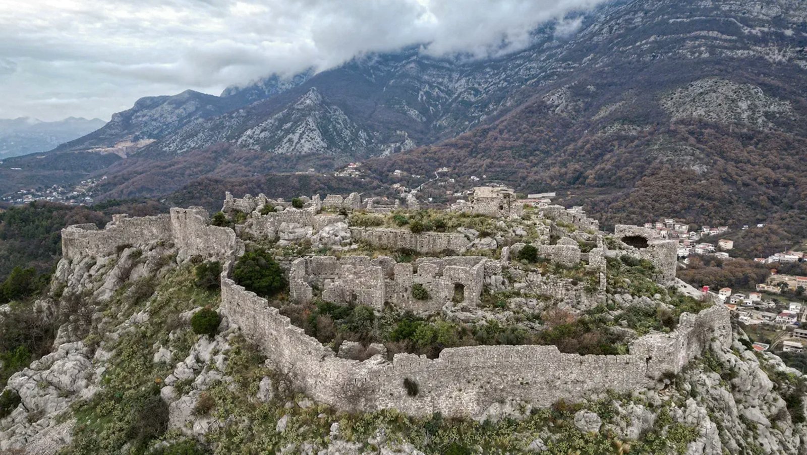 Haj-Nehaj · Photo 1